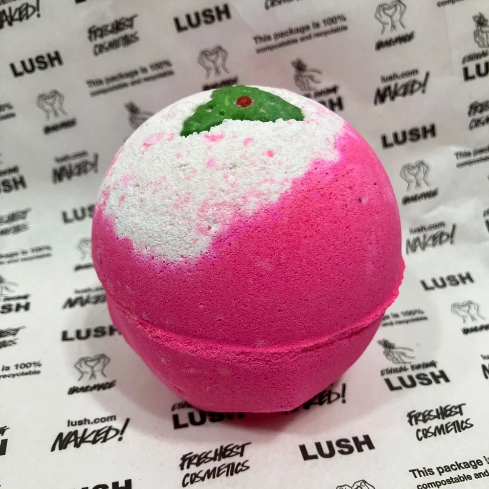 LUSH Sweet Pudding Bath Bomb 7 oz.